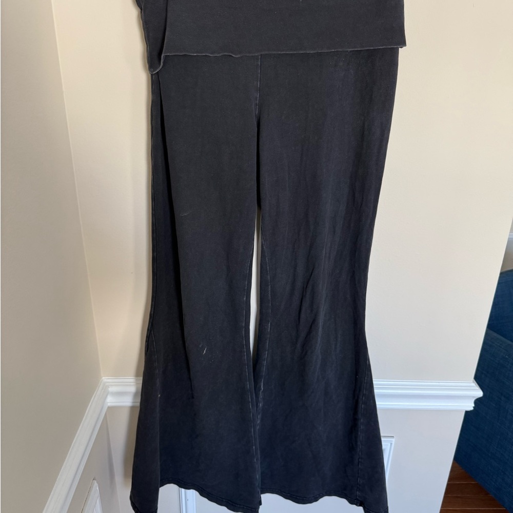 Offline by Aerie OG FOLD OVER Charcoal Faded Flare Leggings Size Large Casual - Picture 2 of 4